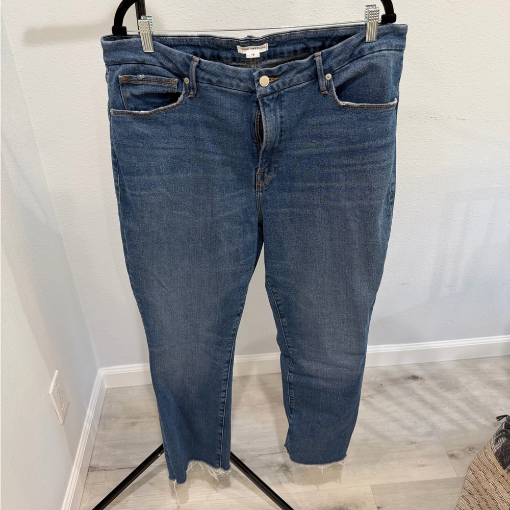 Good American Mid-Blue Cropped Raw-Hem Jeans